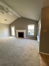 214 Tamara Dr in Georgetown, TX - Foto de edificio - Building Photo