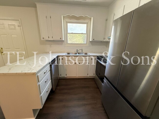 2404 Markwood Ln SE in Winston-Salem, NC - Building Photo - Building Photo