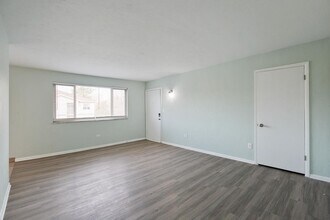 1210 Pierce St in Lakewood, CO - Building Photo - Building Photo