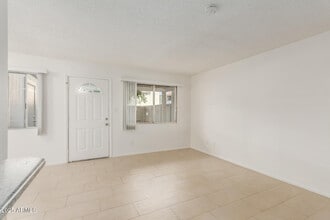 4764 W Palo Verde Dr in Glendale, AZ - Building Photo - Building Photo