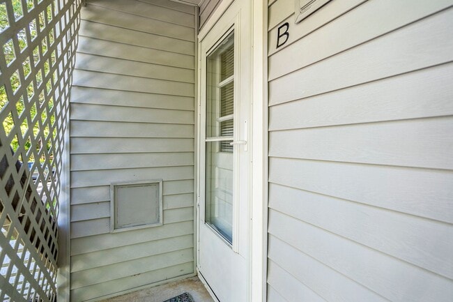 813 Daniels St in Raleigh, NC - Building Photo - Building Photo
