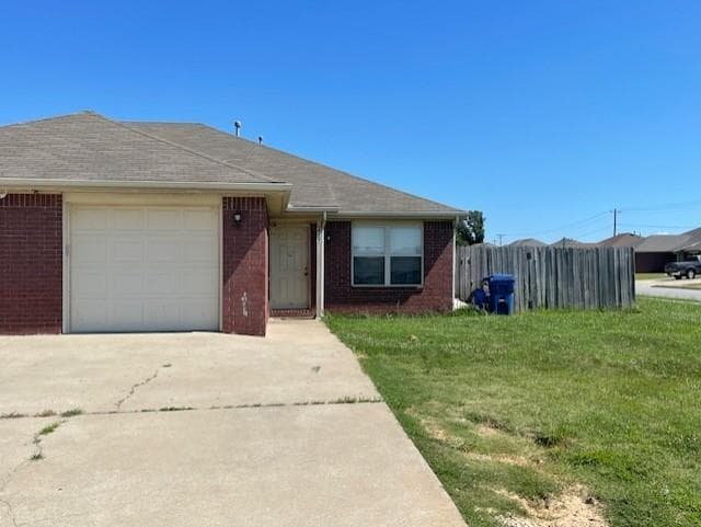 property at 427 E Marietta Ct