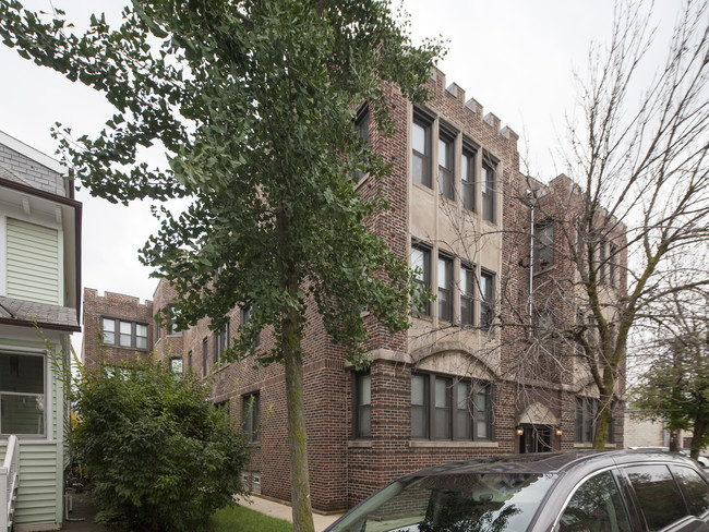 2229 W Wilson Ave in Chicago, IL - Building Photo - Building Photo