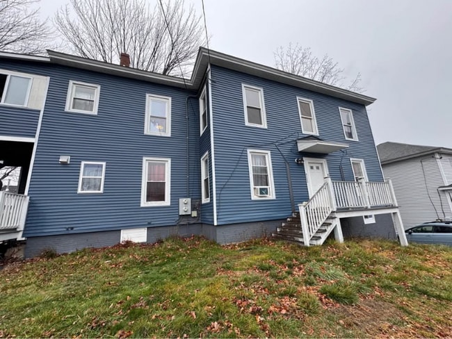 6 Graham St in Biddeford, ME - Building Photo - Building Photo