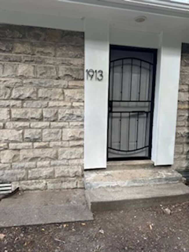 property at 1913 Morena St