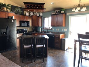 2017 Mary Beth Ave in Sioux Falls, SD - Building Photo - Building Photo