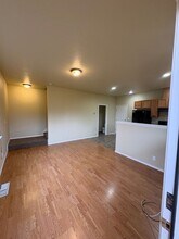 2556 Bailey Hill Rd in Eugene, OR - Building Photo - Building Photo