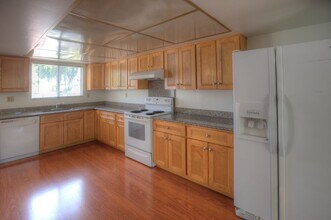 2336 Archer Ave in Fremont, CA - Building Photo - Building Photo