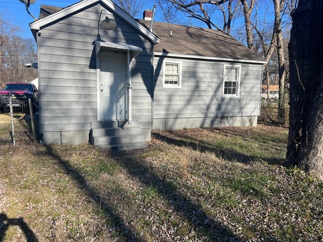 747 Whitney Ave in Memphis, TN - Building Photo - Building Photo