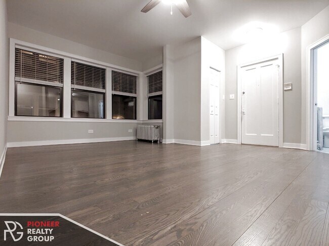 5061 N Damen Ave in Chicago, IL - Building Photo - Building Photo
