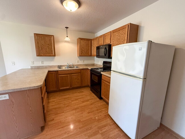 13595 42nd Ave in Chippewa Falls, WI - Building Photo - Building Photo