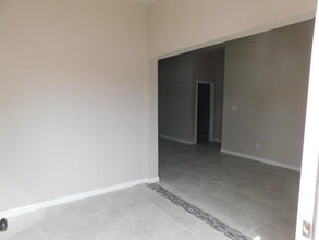 144 Cerezo Ave in Del Rio, TX - Foto de edificio - Building Photo
