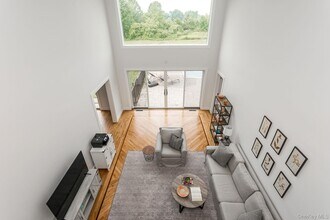 29 Le Grand Ave in Tivoli, NY - Building Photo - Building Photo