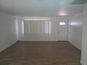 8361 W Altos Dr in Arizona City, AZ - Building Photo - Building Photo