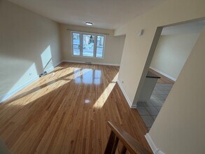 3837 Emerson Dr in Schiller Park, IL - Foto de edificio - Building Photo