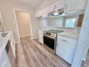 3214 N Marseille Ln in Sherman, TX - Building Photo - Building Photo
