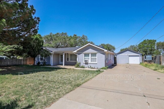 6206 Woodward St in Amarillo, TX - Foto de edificio - Building Photo