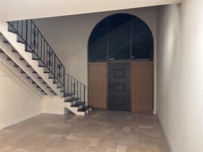 9280 Biscayne Blvd in Miami Shores, FL - Building Photo - Building Photo
