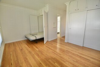 605-609 North Hollywood Way in Burbank, CA - Building Photo - Building Photo