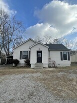 424 Bell Ave in Dyersburg, TN - Building Photo