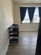 97 E 1st St in Coquille, OR - Building Photo - Building Photo