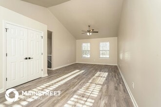 2702 Camillia Cove in High Point, NC - Building Photo - Building Photo