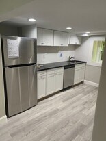 12 E Germantown Pike in Plymouth Meeting, PA - Building Photo