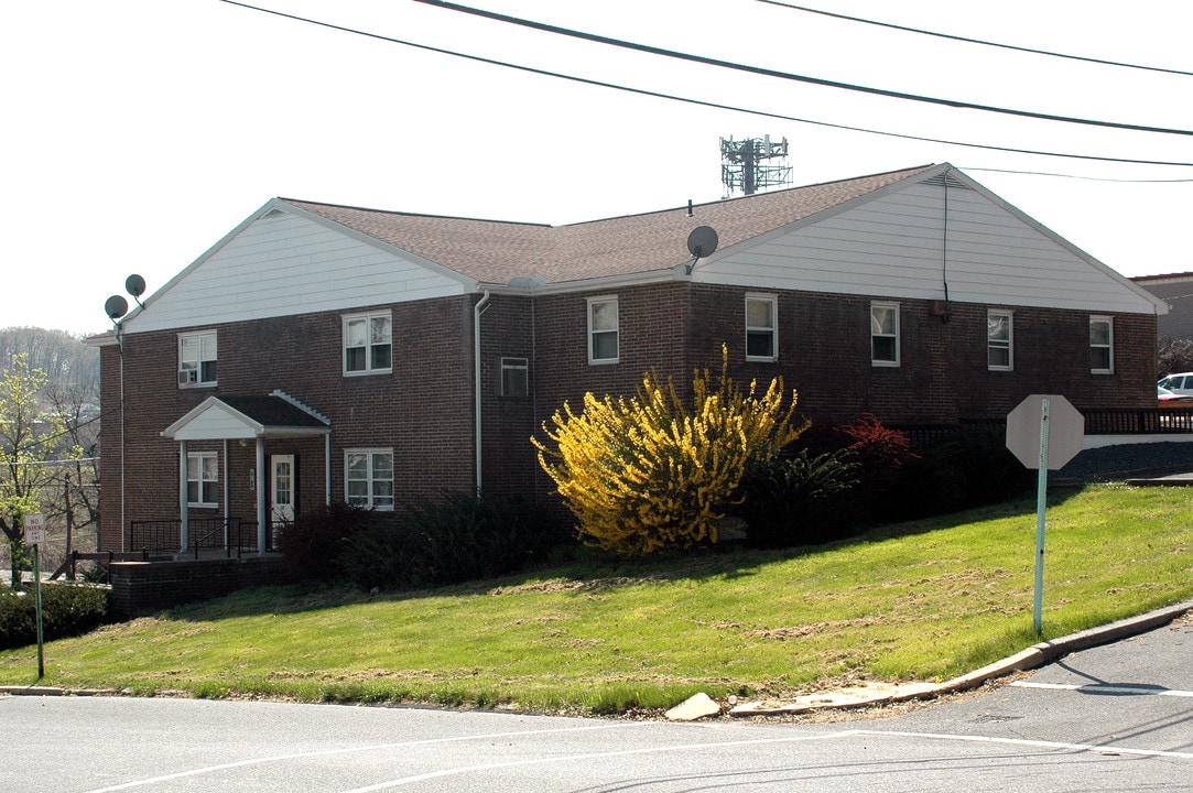 50 N 67th St in Harrisburg, PA - Foto de edificio