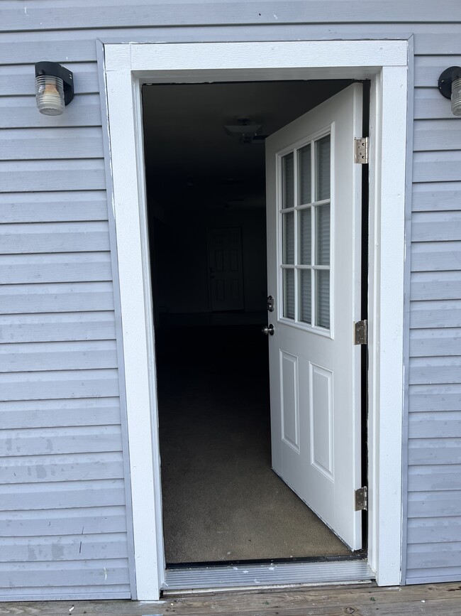 8094 LA-23 in Belle Chasse, LA - Building Photo - Building Photo