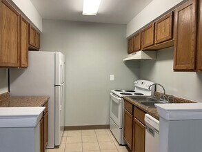 11631 Roberts St in Mokena, IL - Building Photo - Building Photo