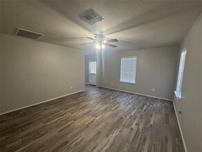 15031 Sunset Creek Dr in Humble, TX - Building Photo - Building Photo