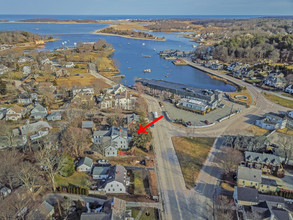 108-110 Elm St in Cohasset, MA - Foto de edificio - Other