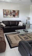 4014 Cornwall Dr in Boca Raton, FL - Building Photo - Building Photo