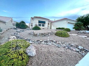 10733 Clarion Ln in Las Vegas, NV - Building Photo - Building Photo