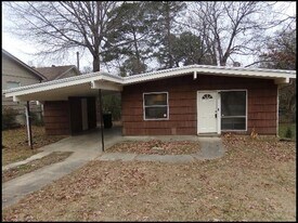 8 Janmar Dr in Little Rock, AR - Building Photo