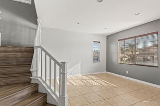 28560 Sunridge Ct in Menifee, CA - Foto de edificio - Building Photo