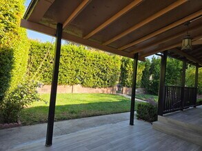 11536 Cumpston St in North Hollywood, CA - Building Photo - Building Photo