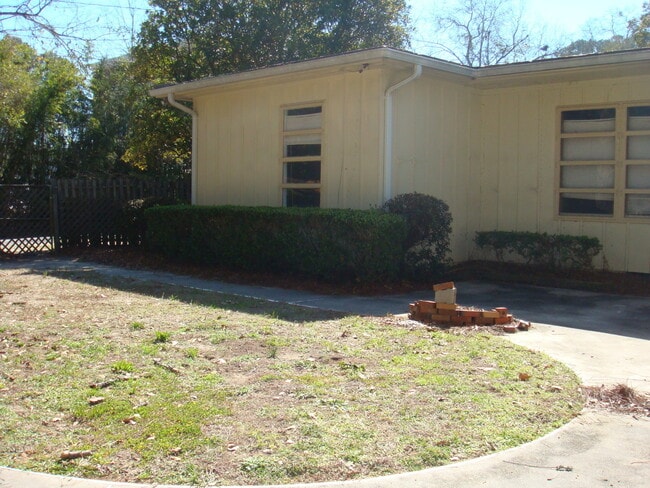 2515 Churchill Dr in Valdosta, GA - Building Photo - Building Photo