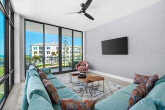 3051 Hafen Ln in Melbourne Beach, FL - Building Photo - Building Photo