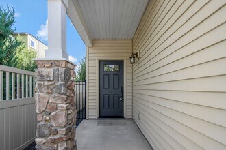 2177 E Sharptail St in Meridian, ID - Foto de edificio - Building Photo