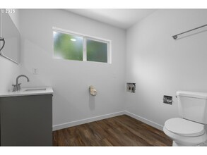 4522 Pacific Ave in Vancouver, WA - Building Photo - Building Photo