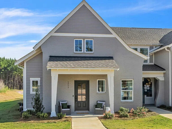 1565 W Farmville Rd in Auburn, AL - Building Photo - Building Photo