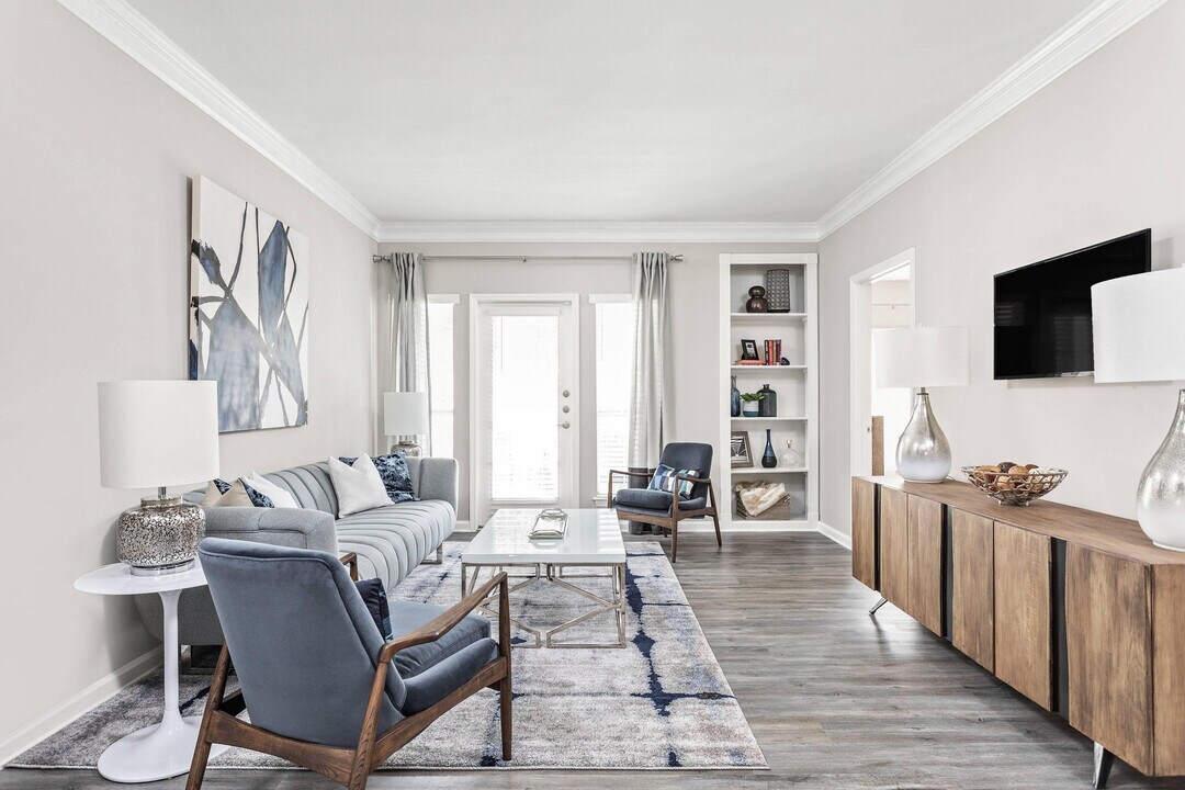 Creekside Corners Photo