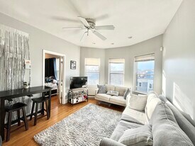 1 Centre St, Unit 6 in Boston, MA - Building Photo