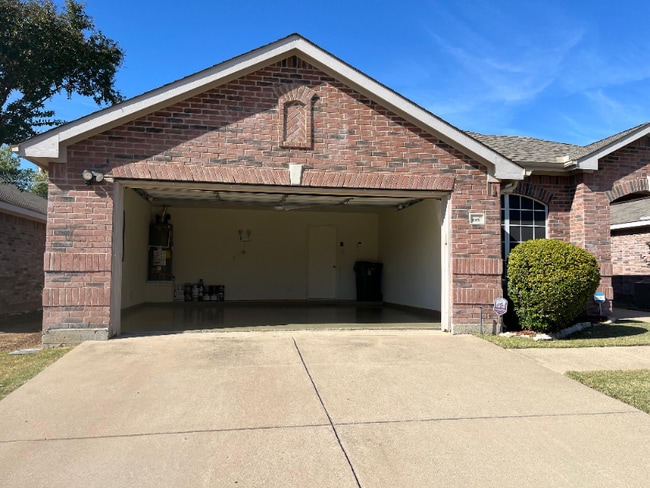 615 Denali Dr in Arlington, TX - Building Photo - Building Photo