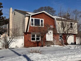 420 Mermaid Ave in Beachwood, NJ - Building Photo