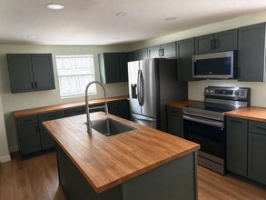 1730 Dana Pl in Lakeland, FL - Building Photo - Building Photo