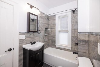 376 Hope St in Providence, RI - Building Photo - Building Photo
