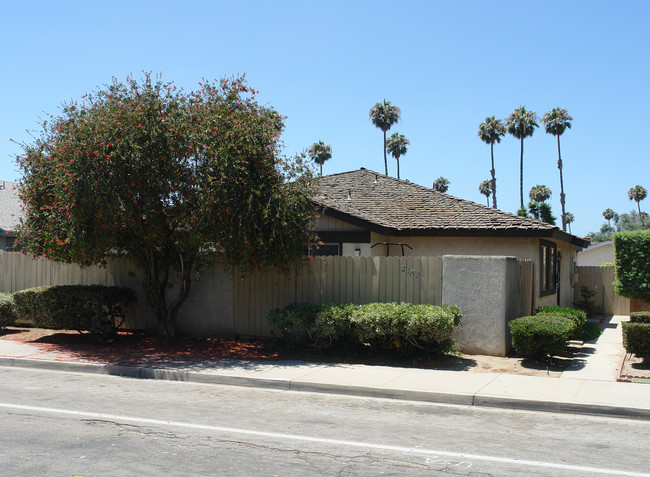 2151-2153 N Ventura Rd in Oxnard, CA - Foto de edificio - Building Photo