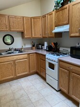 1850 Yellowhammer Xing, Unit A in Edwardsville, IL - Building Photo - Building Photo